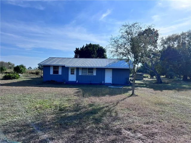 $1,650 | 3921 Fort Denaud Road, Fort Denaud, FL 33935