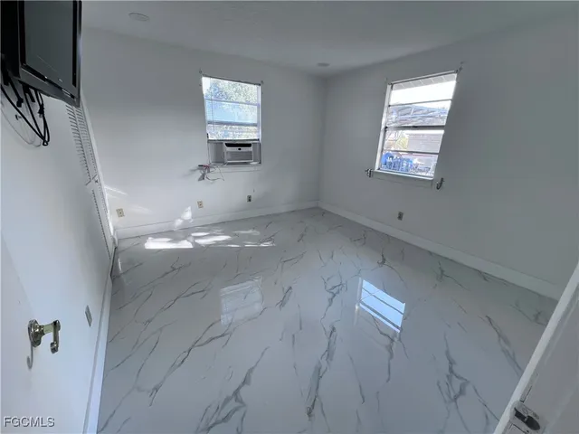 $1,650 | 3921 Fort Denaud Road, Fort Denaud, FL 33935