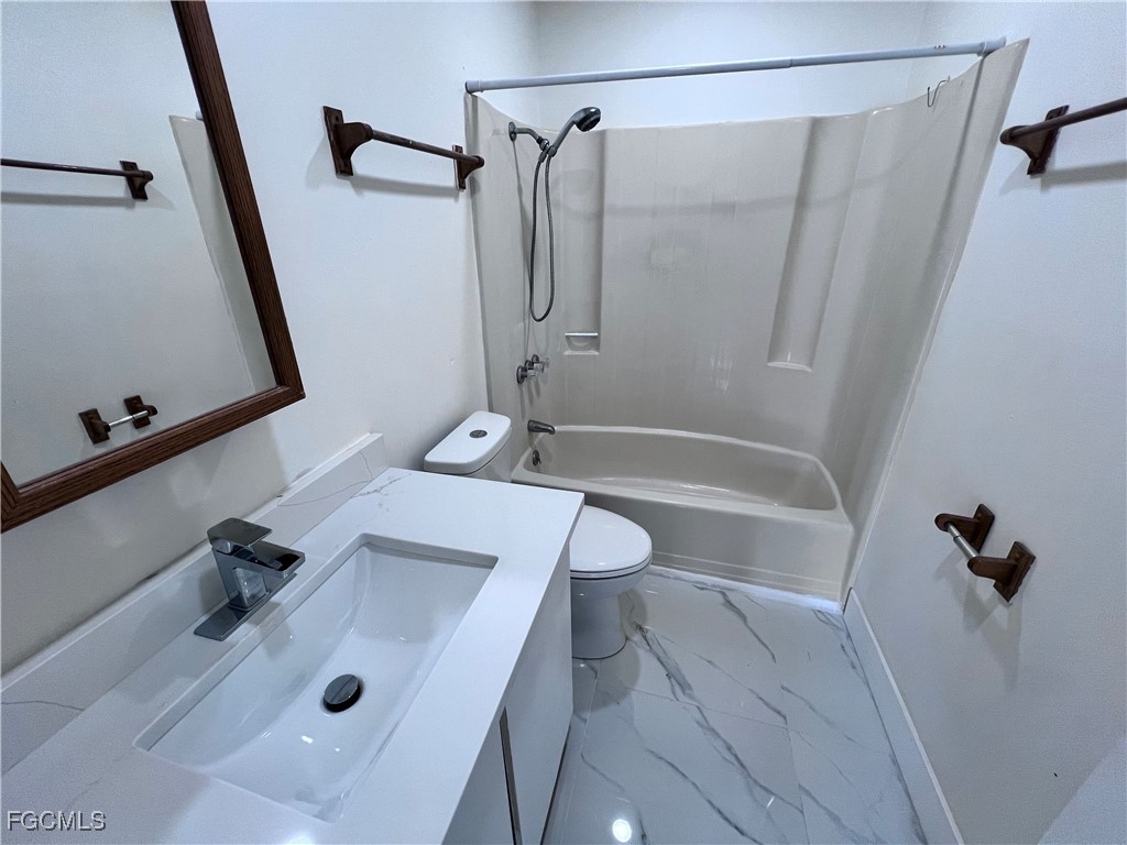 3921 Fort Denaud Road Fort Denaud, FL 33935 - Photo 10 of 11