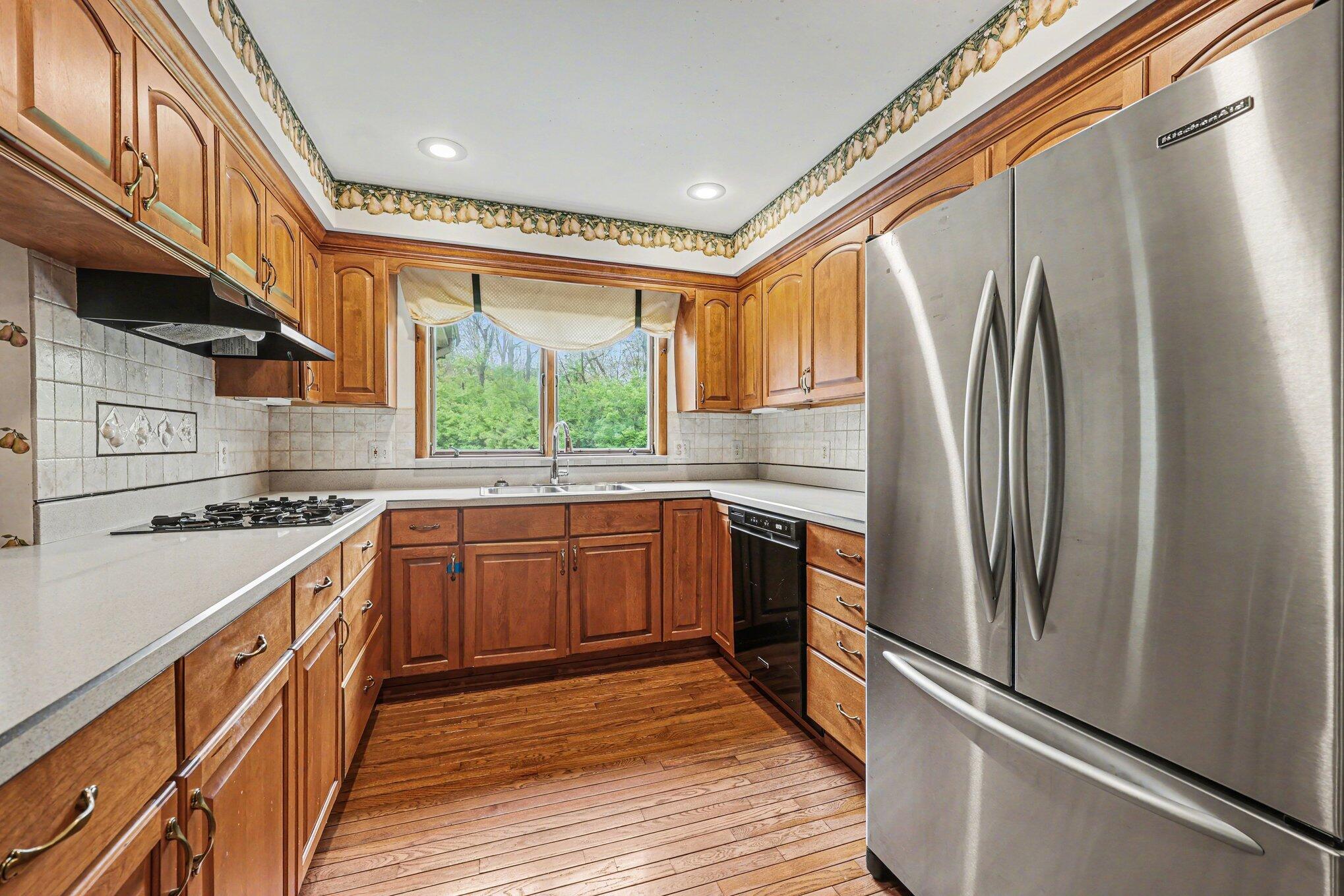 6595 Napier Road Plymouth, MI 48170 - Photo 12 of 35 012_file_3126