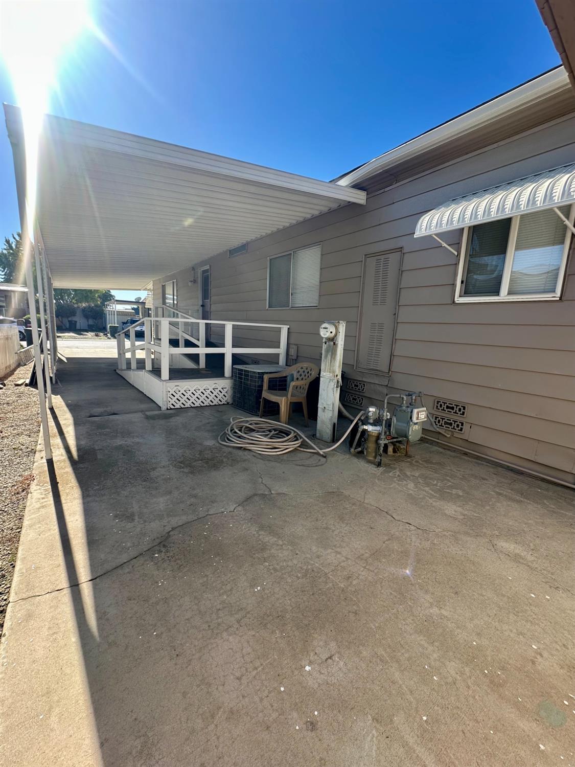 1200 South Carpenter Road, Unit 105 Modesto, CA 95351 - Photo 4 of 38 a view of a room with gym equipment