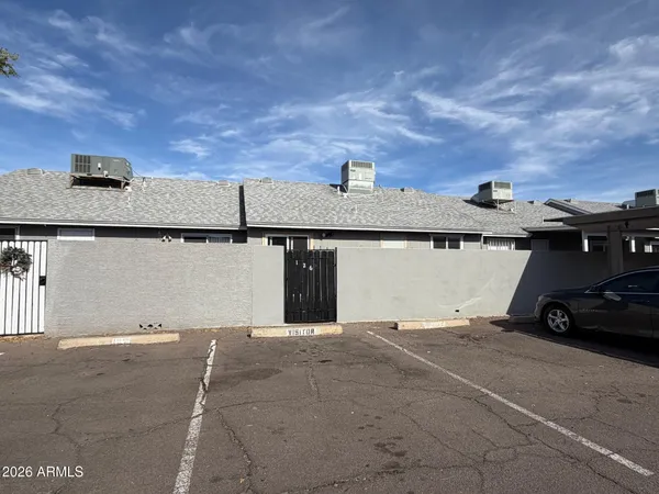 $1,285 | 5960 West Oregon Avenue, Unit 126, Glendale, AZ 85301
