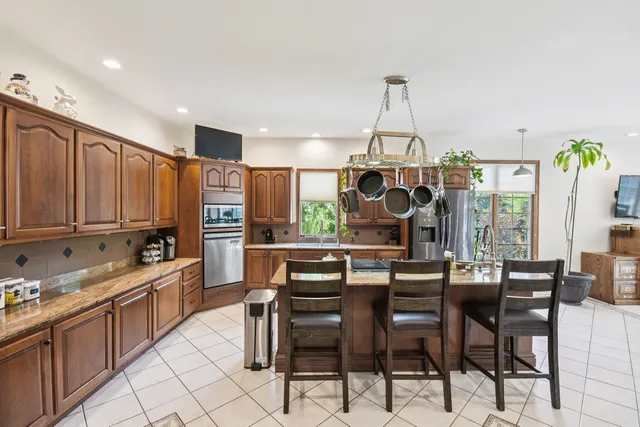 $555,000 | 1020 Gladys Avenue, Morris, IL 60450