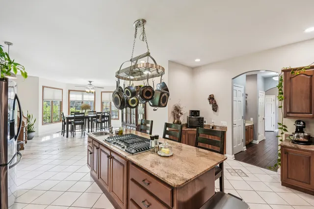 $555,000 | 1020 Gladys Avenue, Morris, IL 60450