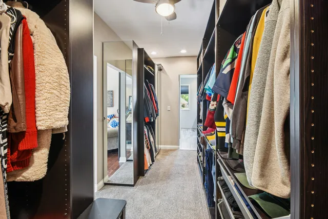 $555,000 | 1020 Gladys Avenue, Morris, IL 60450