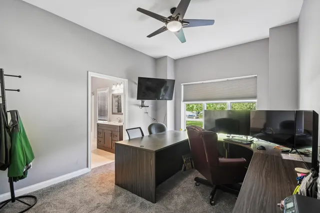 $555,000 | 1020 Gladys Avenue, Morris, IL 60450