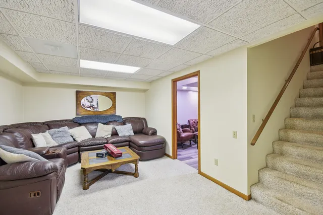 $555,000 | 1020 Gladys Avenue, Morris, IL 60450