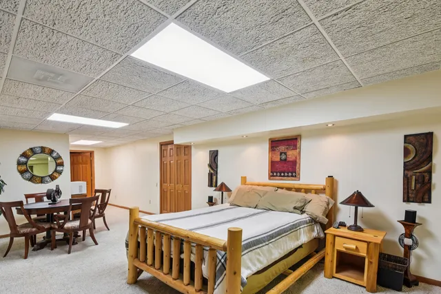 $555,000 | 1020 Gladys Avenue, Morris, IL 60450