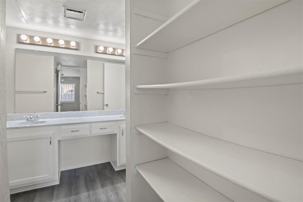 7129 Sorcey Road Dallas, TX 75249 - Photo 22 of 36 Gallery Image 22