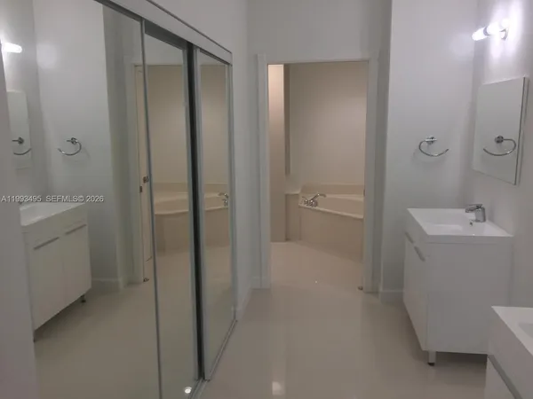 $3,600 | 10750 Northwest 66th Street, Unit 203, Doral, FL 33178