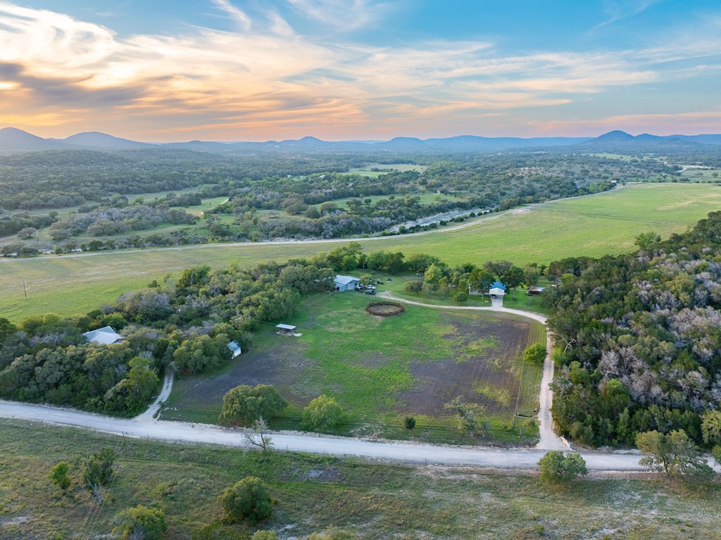 3273 Privilege Creek Road Pipe Creek, TX 78063 - Photo 23 of 58