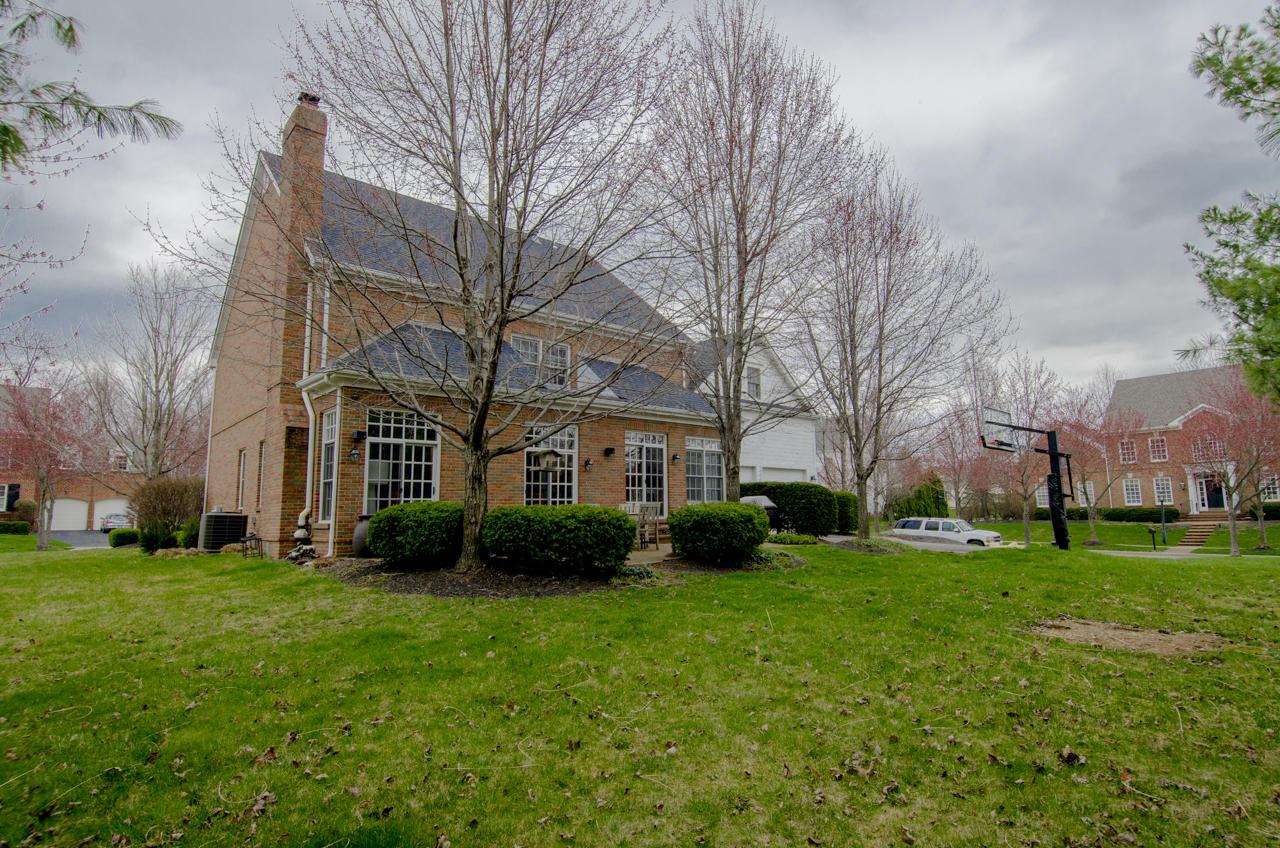 7613 Alpath Road New Albany, OH 43054 - Photo 4 of 35