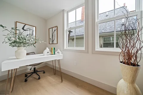 $680,000 | 273 Havre Street, Unit 4, Boston, MA 02128