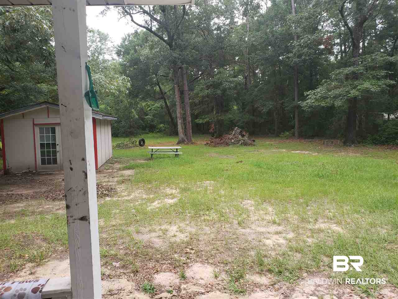 10455 Longview Drive Foley, AL 36535 - Photo 3 of 17 Backyard