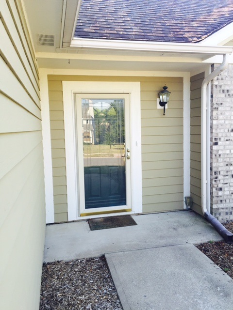 9127 Spring Forest Drive Fort Wayne, IN 46804 - Photo 3 of 25 Gallery Image 3