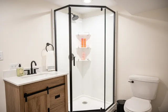 $440,000 | 28423 West Kelsey Court, Barrington, IL 60010