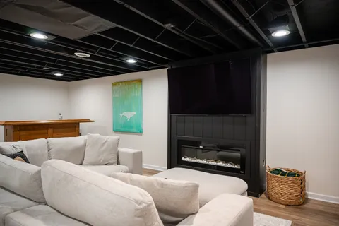 $440,000 | 28423 West Kelsey Court, Barrington, IL 60010