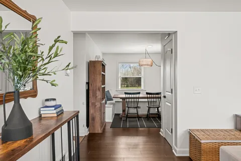 $440,000 | 28423 West Kelsey Court, Barrington, IL 60010