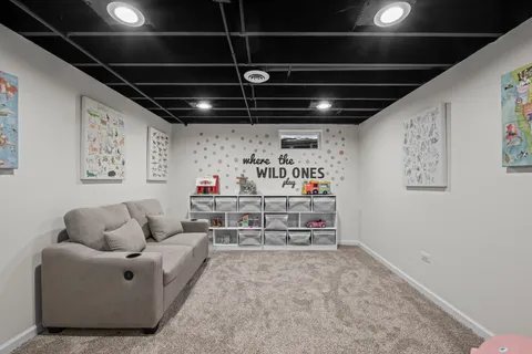 $440,000 | 28423 West Kelsey Court, Barrington, IL 60010