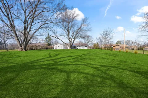 $440,000 | 28423 West Kelsey Court, Barrington, IL 60010