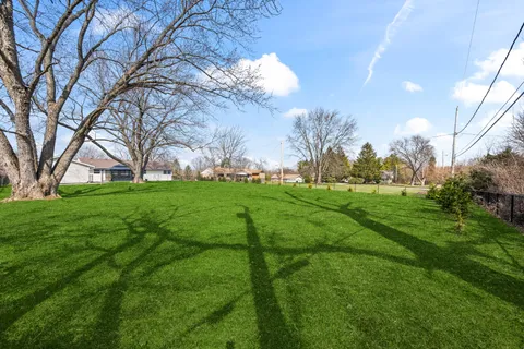 $440,000 | 28423 West Kelsey Court, Barrington, IL 60010