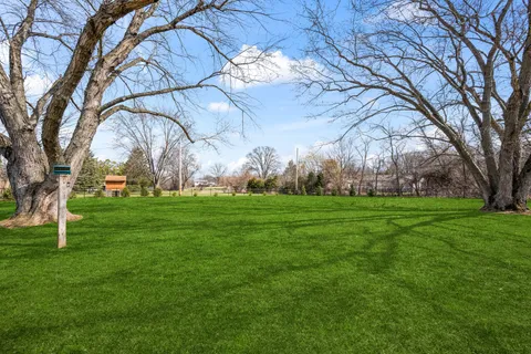 $440,000 | 28423 West Kelsey Court, Barrington, IL 60010