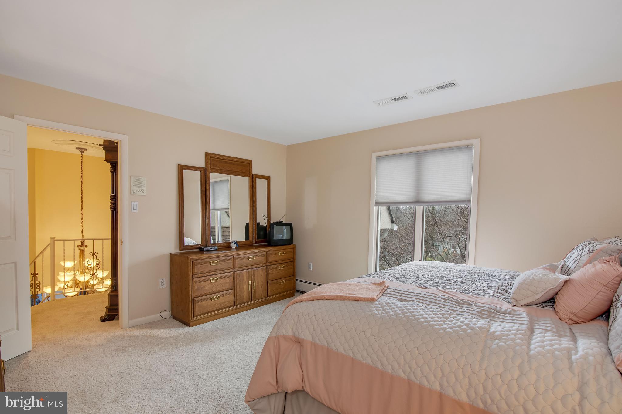 463 Kenwood Road Huntingdon Valley, PA 19006 - Photo 36 of 65 Gallery Image 36