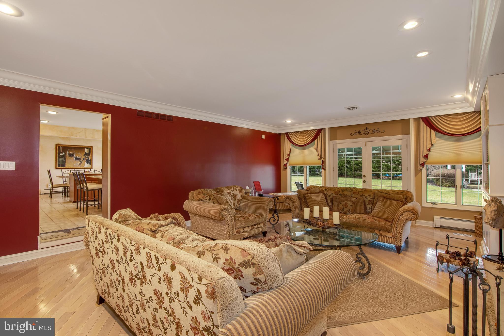 463 Kenwood Road Huntingdon Valley, PA 19006 - Photo 8 of 65 Gallery Image 8