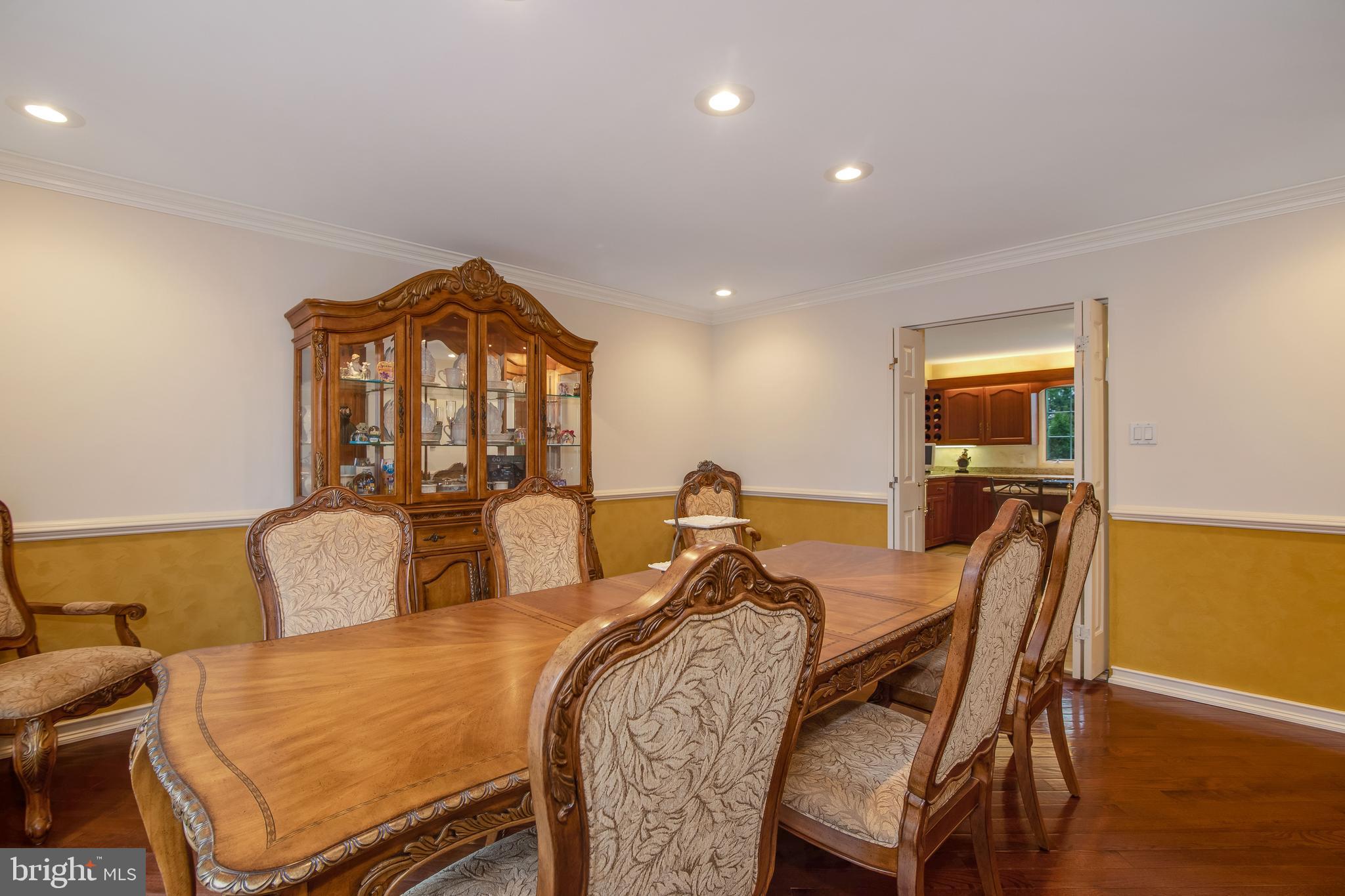 463 Kenwood Road Huntingdon Valley, PA 19006 - Photo 10 of 65 Gallery Image 10