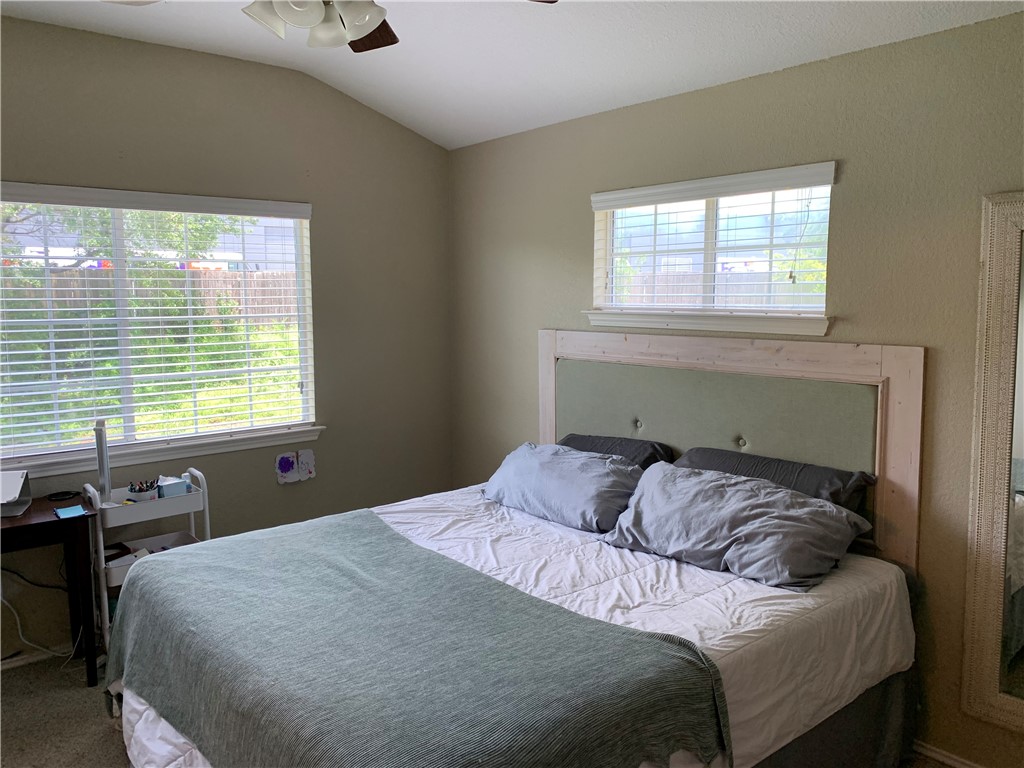 1900 Scofield Ridge Parkway, Unit 1202 Austin, TX 78727 - Photo 7 of 18 Upstairs primary suite