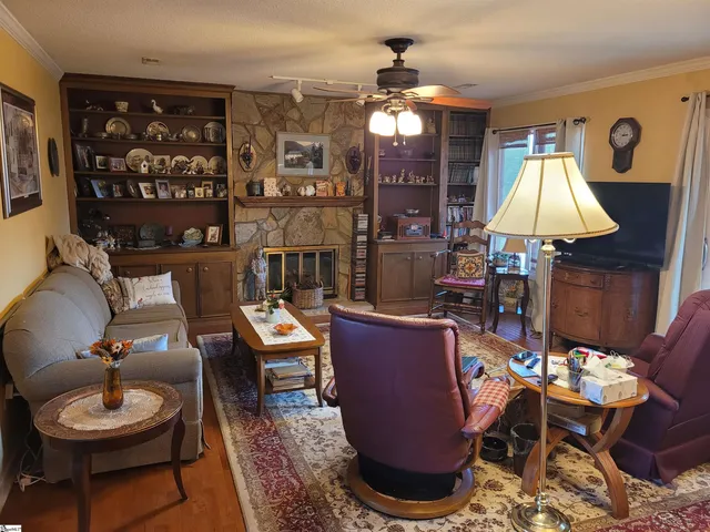 $260,000 | 147 Tanager Circle, Greer, SC 29650