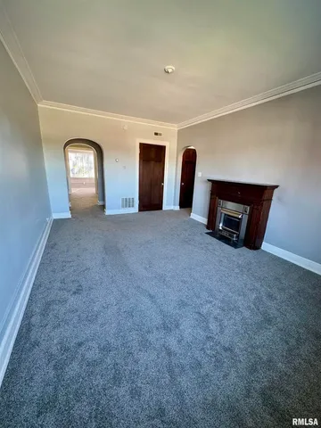 $700 | 2028 7th Avenue, Unit E3, Moline, IL 61265