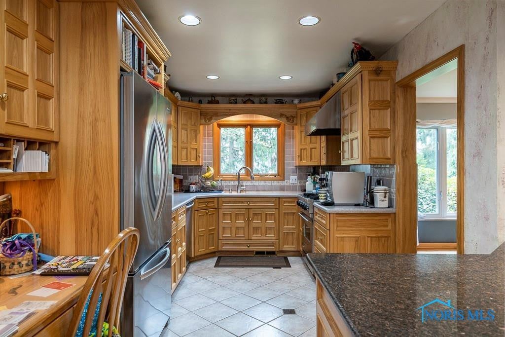 4205 Sheraton Road Toledo, OH 43606 - Photo 18 of 46 Gallery Image 18