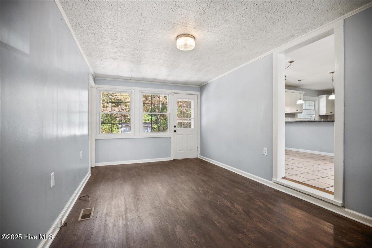 8696 Aberdeen Road Aberdeen, NC 28315 - Photo 24 of 34 09-IMG_1906