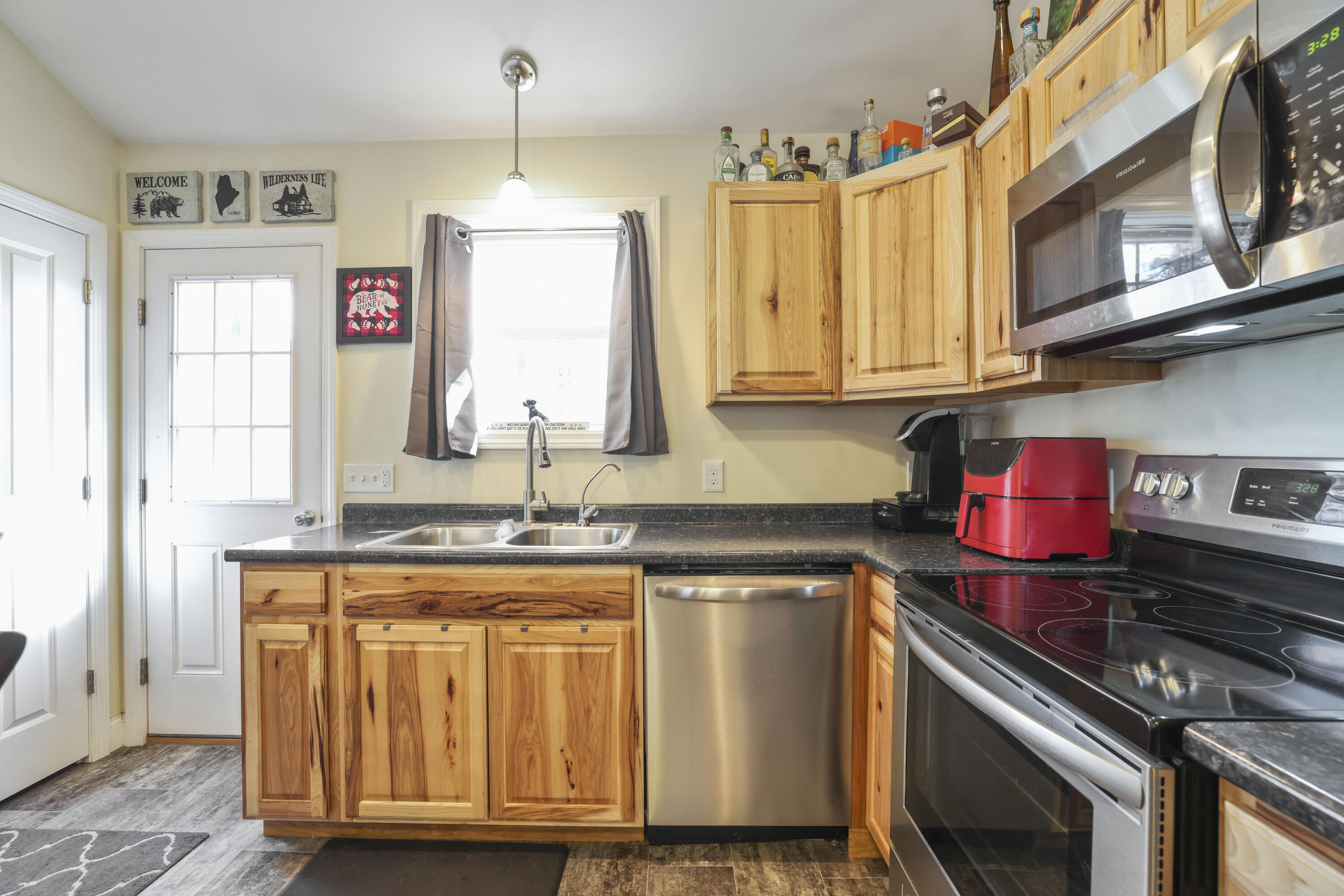 28 Garfield Road West Newfield, ME 04095 - Photo 25 of 29 3G0A9911