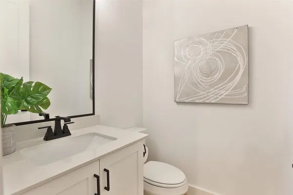 $3,900 | 1018A West 15th 1/2 Street, Unit B, Houston, TX 77008