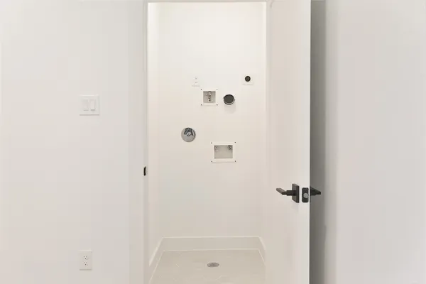 $3,900 | 1018A West 15th 1/2 Street, Unit B, Houston, TX 77008