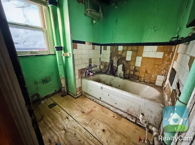 $49,900 | 111 Rotterdam Avenue, Muskegon, MI 49444