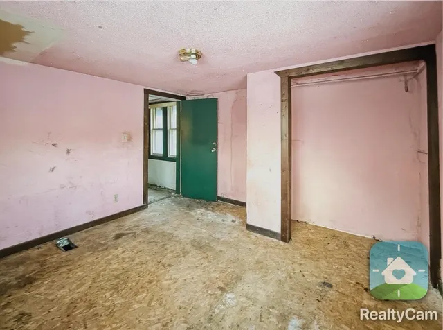 $49,900 | 111 Rotterdam Avenue, Muskegon, MI 49444