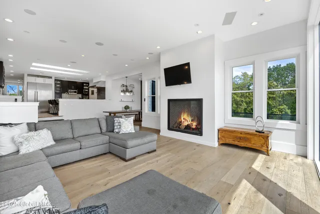 $925,000 | 218 Ridge Road, Stuyvesant, NY 12156