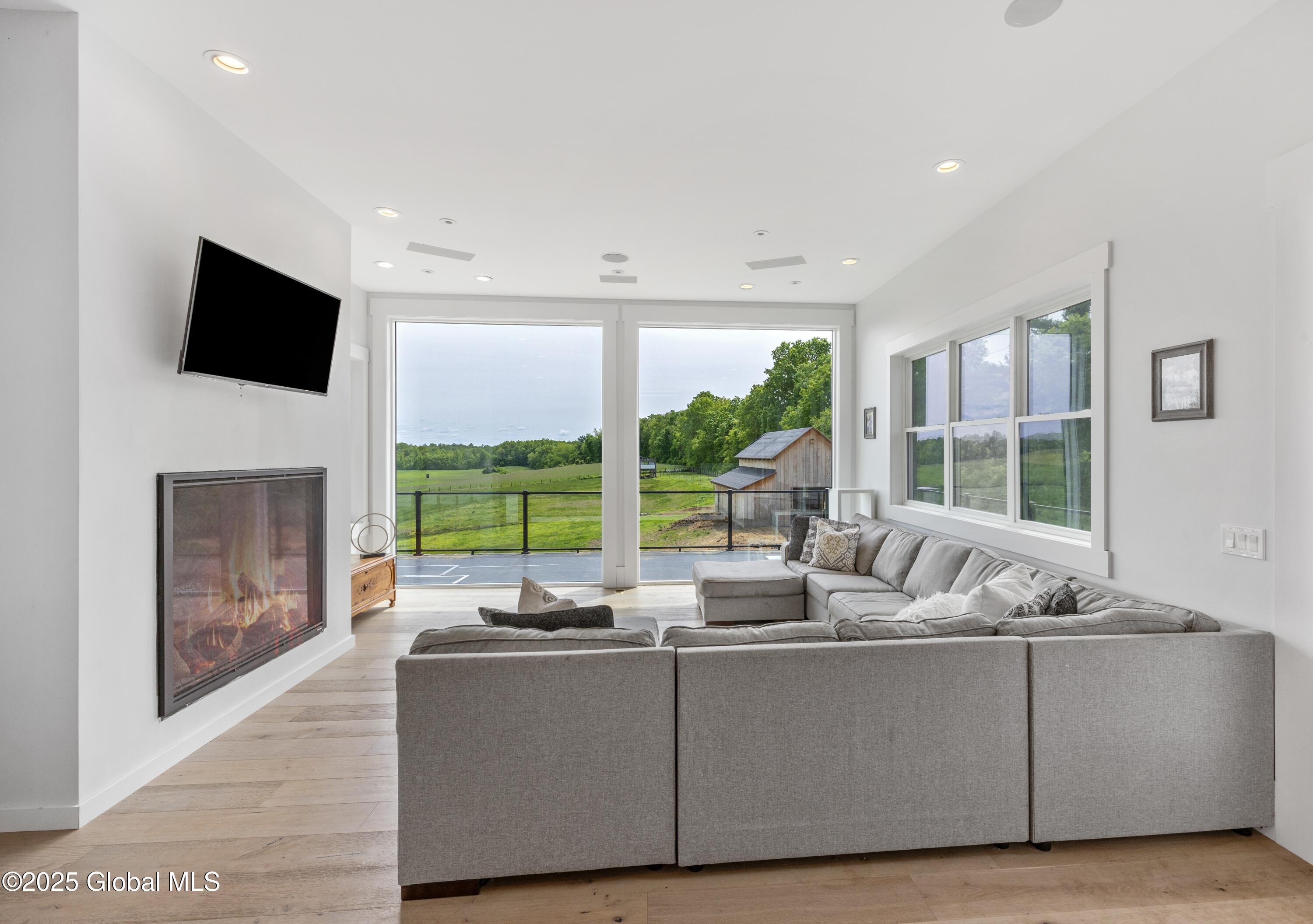 218 Ridge Road Stuyvesant, NY 12156 - Photo 15 of 58 1 (3)