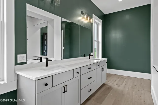 $925,000 | 218 Ridge Road, Stuyvesant, NY 12156