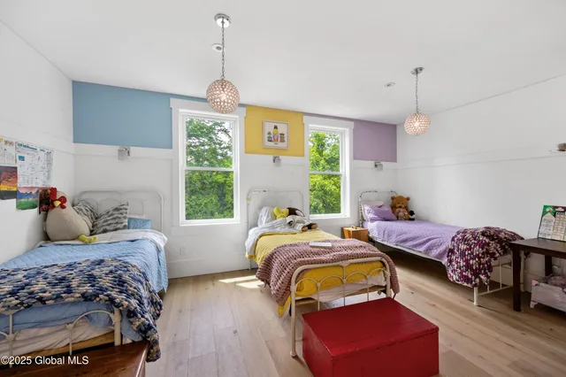 $925,000 | 218 Ridge Road, Stuyvesant, NY 12156