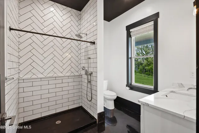 $925,000 | 218 Ridge Road, Stuyvesant, NY 12156