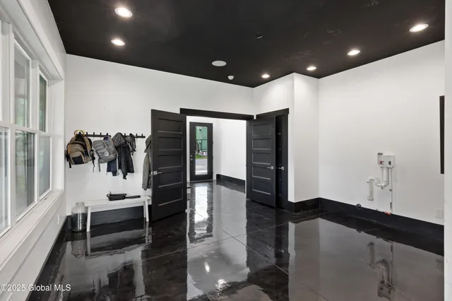 $925,000 | 218 Ridge Road, Stuyvesant, NY 12156