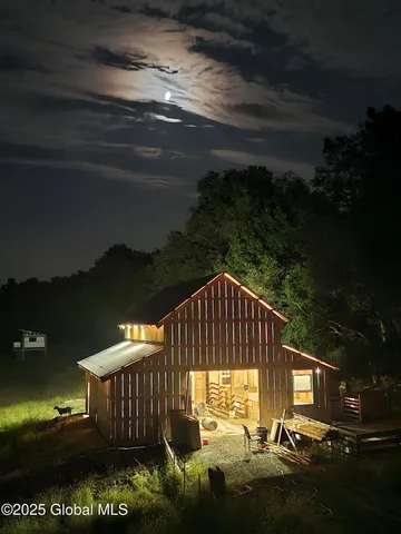 $925,000 | 218 Ridge Road, Stuyvesant, NY 12156