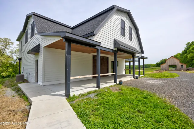 $925,000 | 218 Ridge Road, Stuyvesant, NY 12156