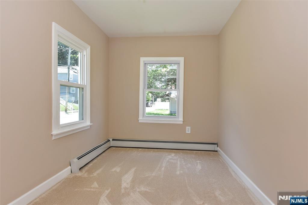 52 Central Avenue Butler, NJ 07405 - Photo 12 of 34