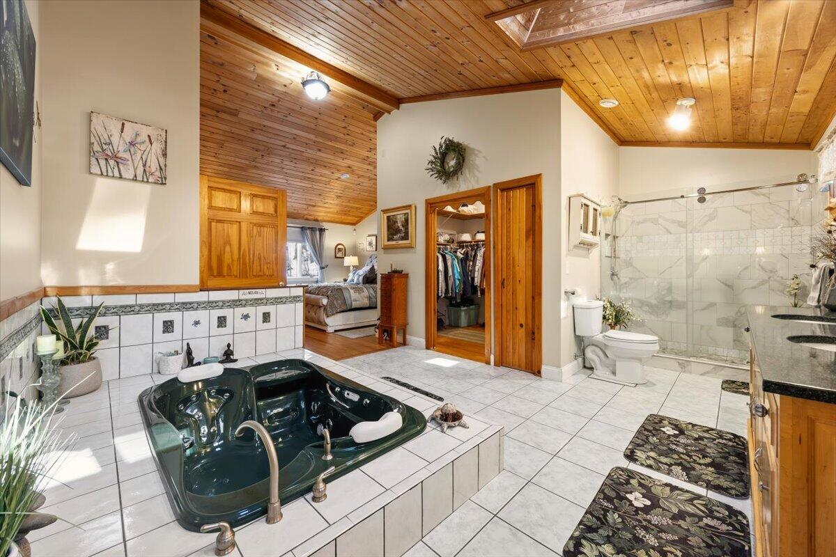 26 Old Country Way Limerick, ME 04048 - Photo 24 of 45 Bathroom