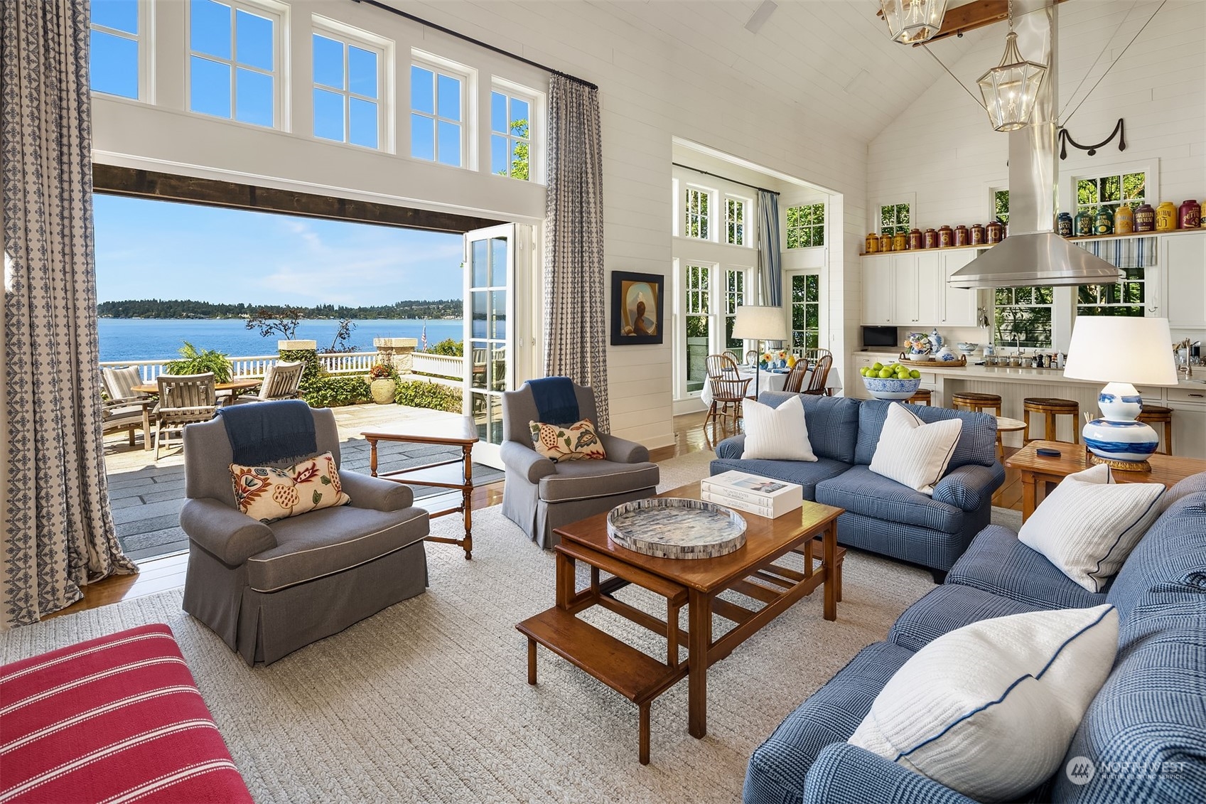 7002 North Mercer Way Mercer Island, WA 98040 - Photo 11 of 34 a living room with furniture and a large window